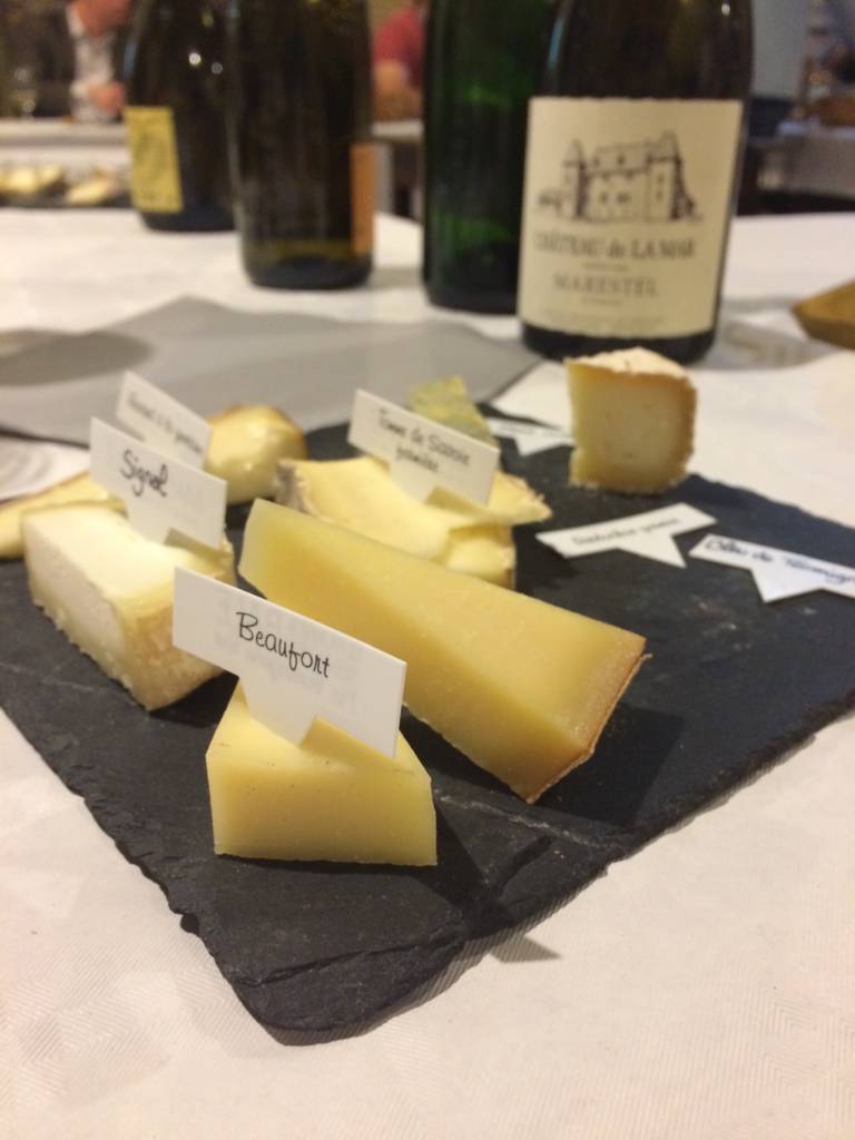 Les vins de Savoie au Club oenologique de Guignen